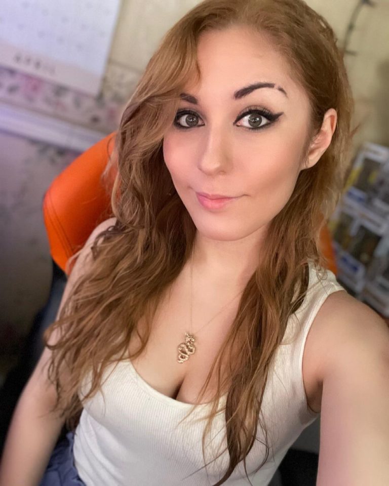 captain-puffy-twitch-star-bio-age-boyfriend-sukhbeer-brar